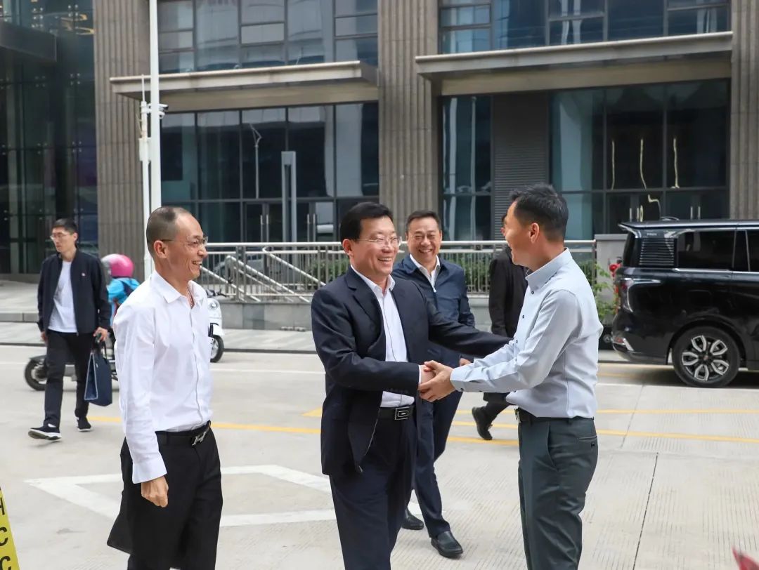 江苏南阳沛县辅导一行莅临888集团集团调研调查
